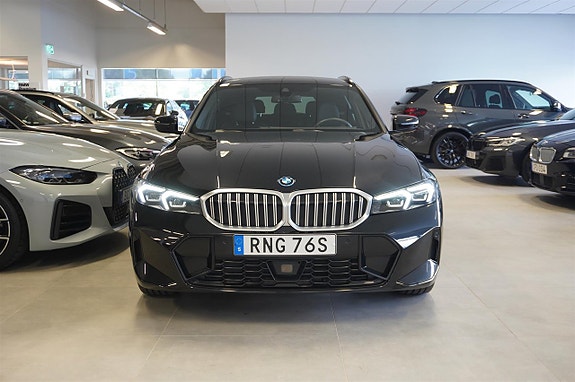 BMW 330e 2 of 28