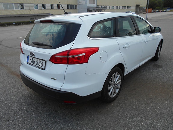 Ford Focus 3 of 7