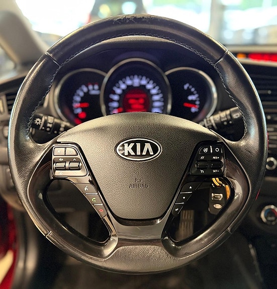 Kia Ceed 9 of 11