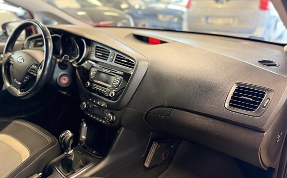 Kia Ceed 8 of 11