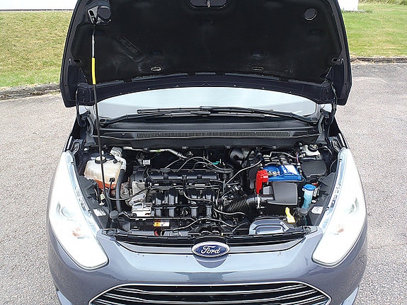 Ford B-MAX 12 of 12
