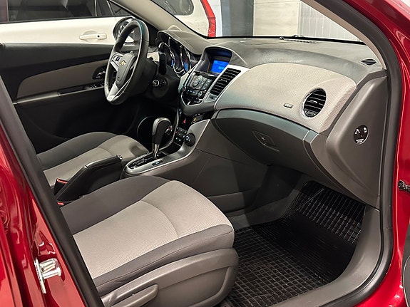 Chevrolet Cruze 9 of 22