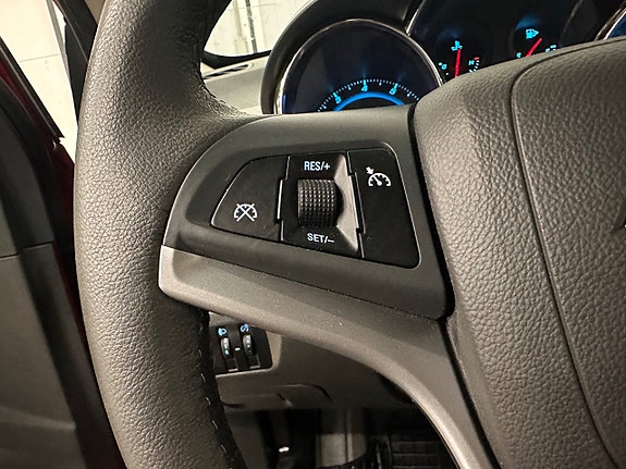 Chevrolet Cruze 15 of 22