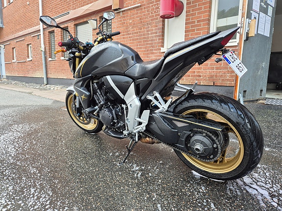Honda CB1000R 2 of 2