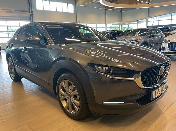Mazda CX-30 3 of 15