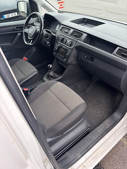 Volkswagen Caddy 5 of 5