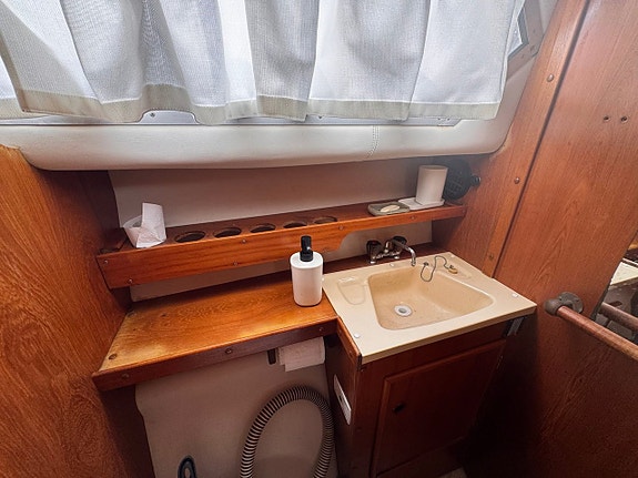 Nidelv 28 HT | Volvo Penta TAMD41A 28 of 30