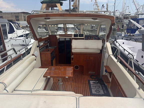 Nidelv 28 HT | Volvo Penta TAMD41A 10 of 30