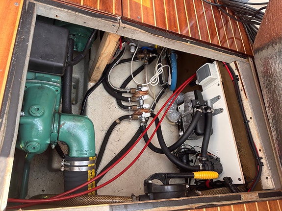 Nidelv 28 HT | Volvo Penta TAMD41A 19 of 30
