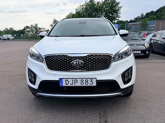 Kia Sorento 5 of 29