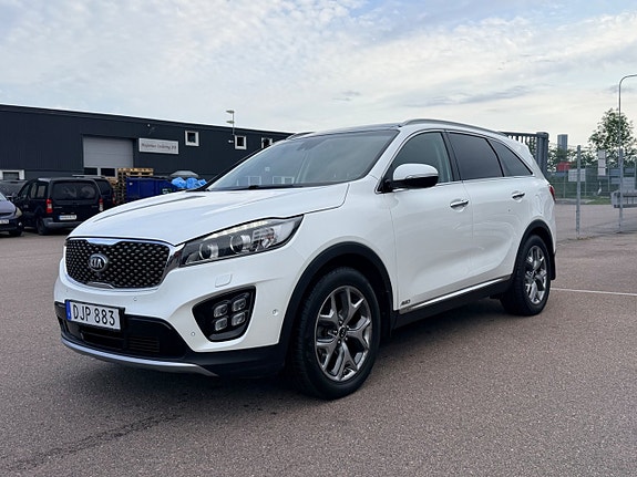 Kia Sorento 4 of 29