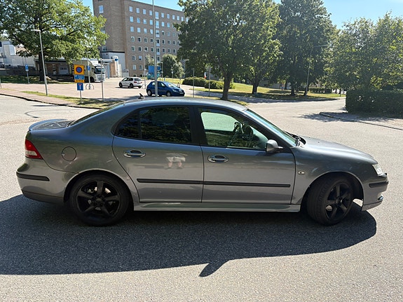 Saab 9-3 5 of 8