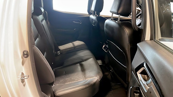 Isuzu D-max 5 of 10