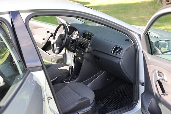 Volkswagen Polo 12 of 12