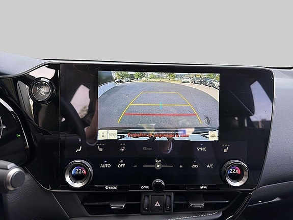Lexus NX450h+ 14 of 15