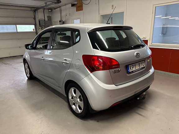 Kia Venga 4 of 6