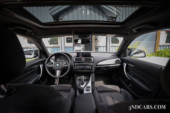 BMW M135i 16 of 20