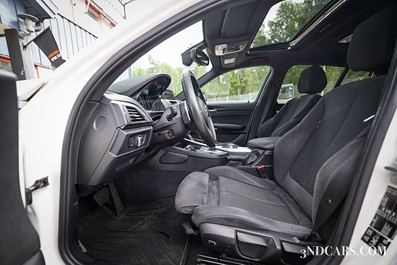 BMW M135i 8 of 20