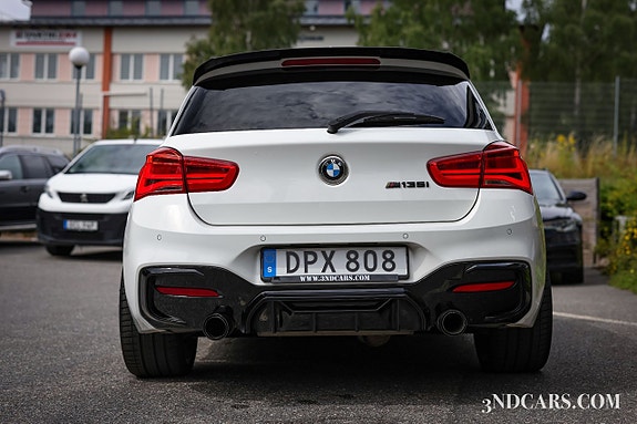 BMW M135i 6 of 20