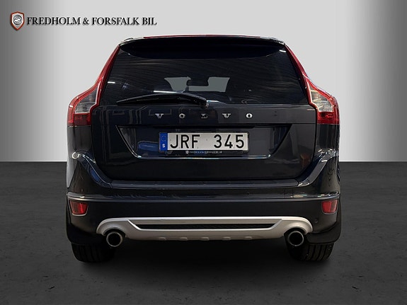 Volvo XC60 4 of 24