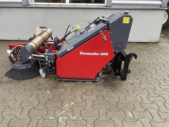 Timan Tornado 400