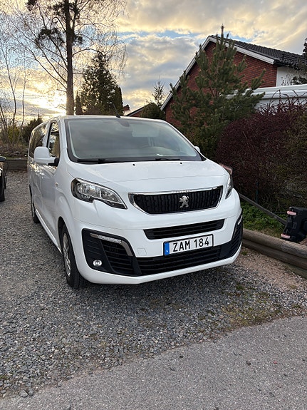 Peugeot Expert Tepee 2 of 3