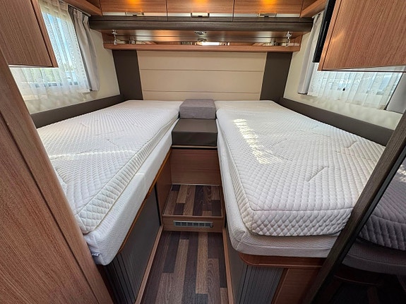 Knaus SKY WAVE 700 MEG Leverans i hela Sverige! 12 of 16