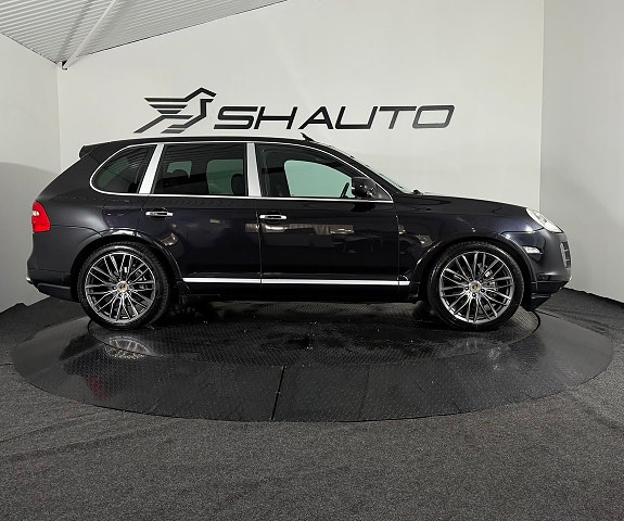 Porsche Cayenne S 5 of 23