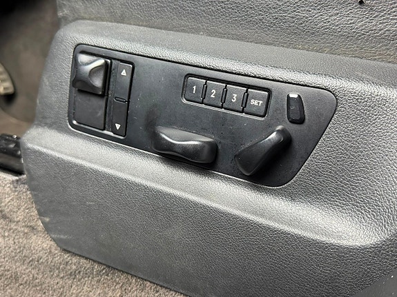 Porsche Cayenne S 23 of 23