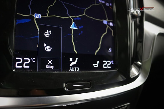 Volvo V60 Cross Country 14 of 30