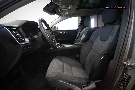 Volvo V60 Cross Country 26 of 30