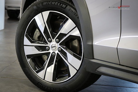 Volvo V60 Cross Country 9 of 30