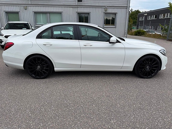 Mercedes-Benz C220 d 6 of 17