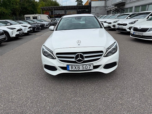 Mercedes-Benz C220 d 8 of 17