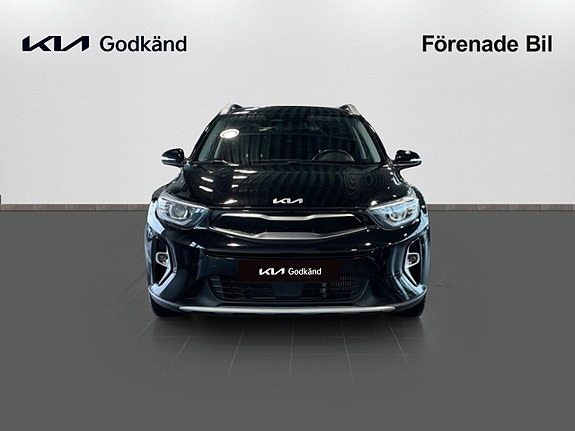 Kia Stonic 2 of 15