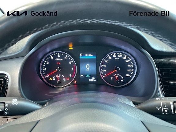 Kia Stonic 10 of 15