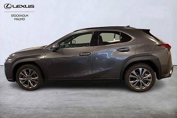 Lexus UX250h 2 of 22