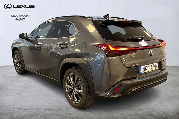 Lexus UX250h 3 of 22