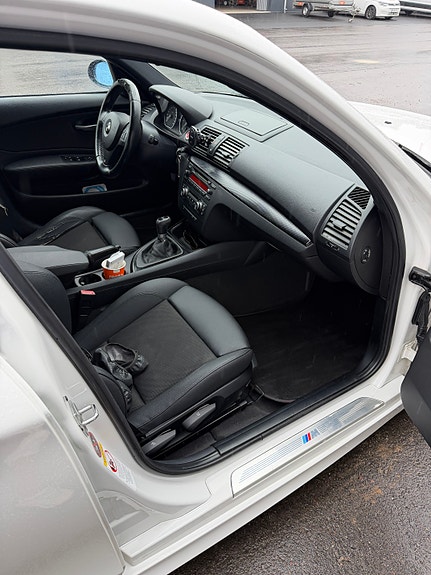 BMW 120d 5 of 7