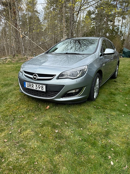 Opel Astra 3 of 12