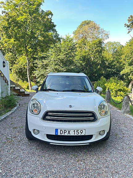 MINI Countryman Cooper D 7 of 15
