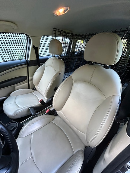 MINI Countryman Cooper D 10 of 15