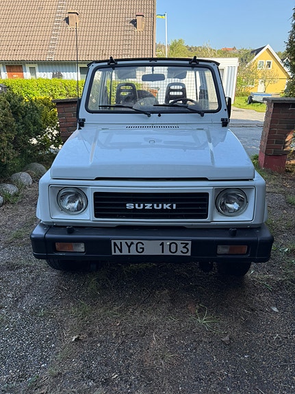 Suzuki Samurai 5 of 7