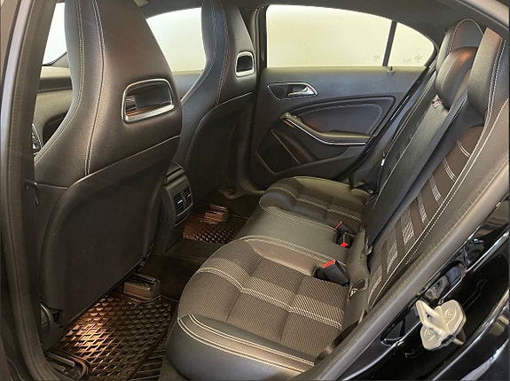 Mercedes-Benz A180 8 of 12