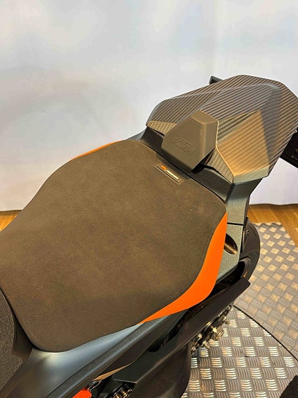 KTM 1390 SUPERDUKE R EVO 15 of 16