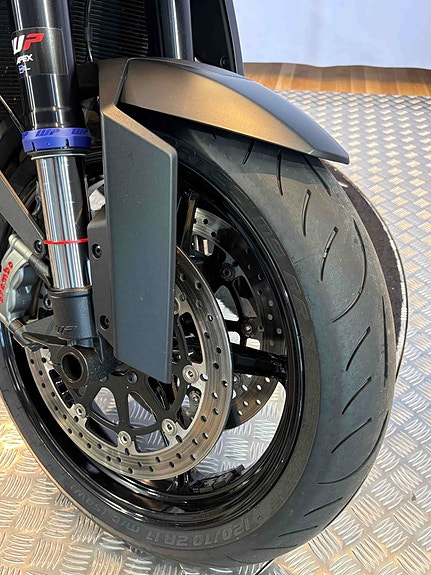 KTM 1390 SUPERDUKE R EVO 12 of 16