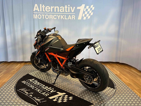 KTM 1390 SUPERDUKE R EVO 3 of 16