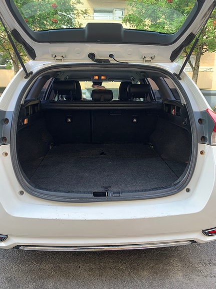 Toyota Auris 6 of 13