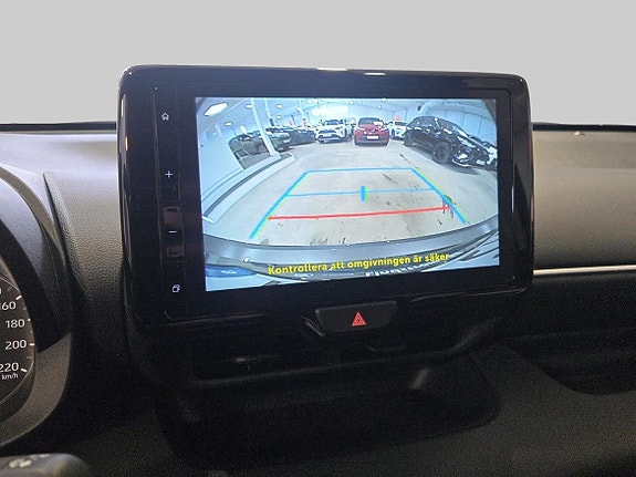 Toyota Yaris 17 of 19