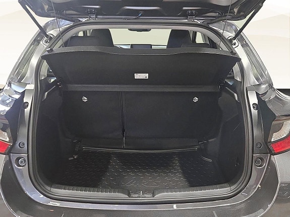 Toyota Yaris 13 of 19